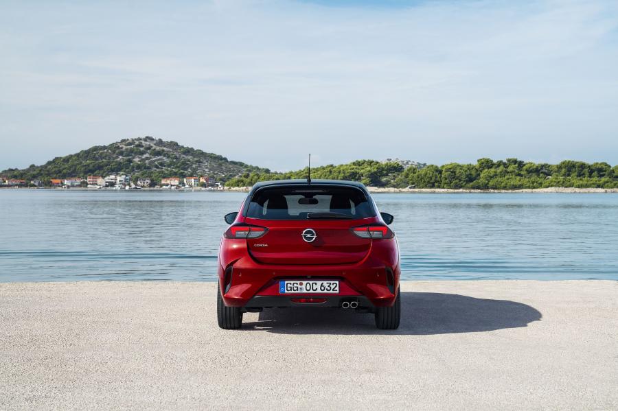  Opel Corsa GS Line (F) 2019 года  (фото 25 из 44)